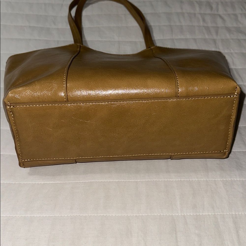 MANGO OLIVER Latte Tan Faux Exterior & Genuine Leather Inferior Tote Bag - Picture 12 of 13